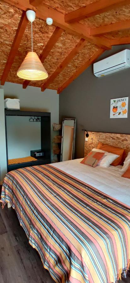 Poco E Meio - Padel & Pool Santiago da Guarda 外观 照片