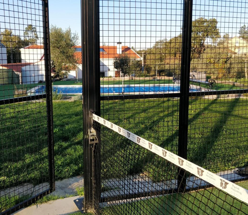 Poco E Meio - Padel & Pool Santiago da Guarda 外观 照片